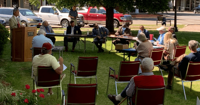 Henry County Commission Holds Meeting On Courthouse Lawn
